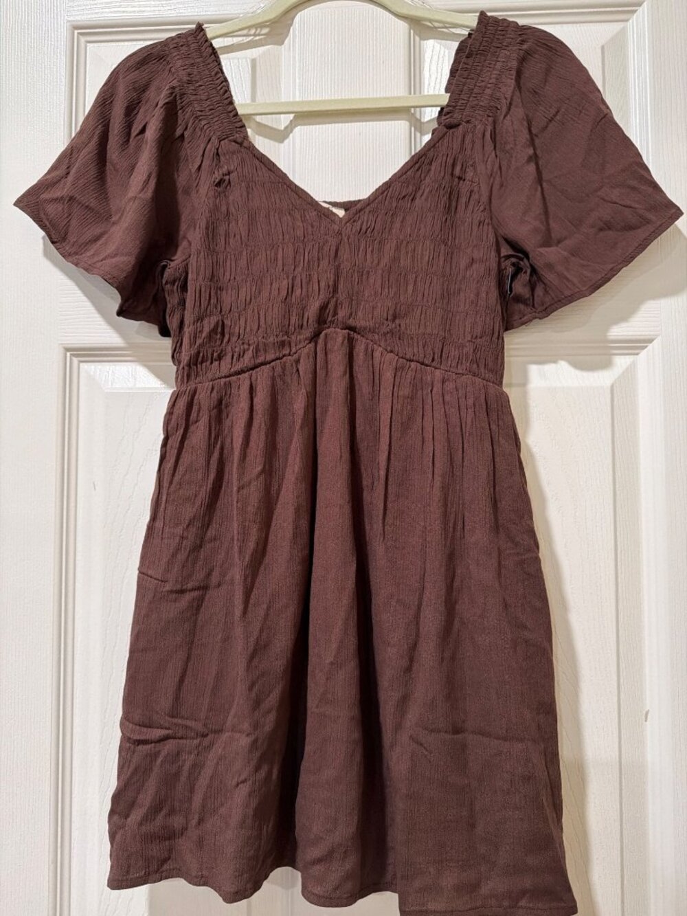 Lush Brown Smocked Short-Sleeve Rayon Dress Size M